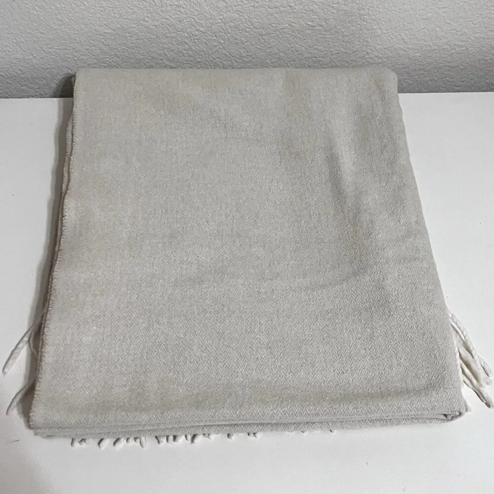 Lands Downunder Italian Herringbone Fringed Cream Throw Blanket Soft Italy